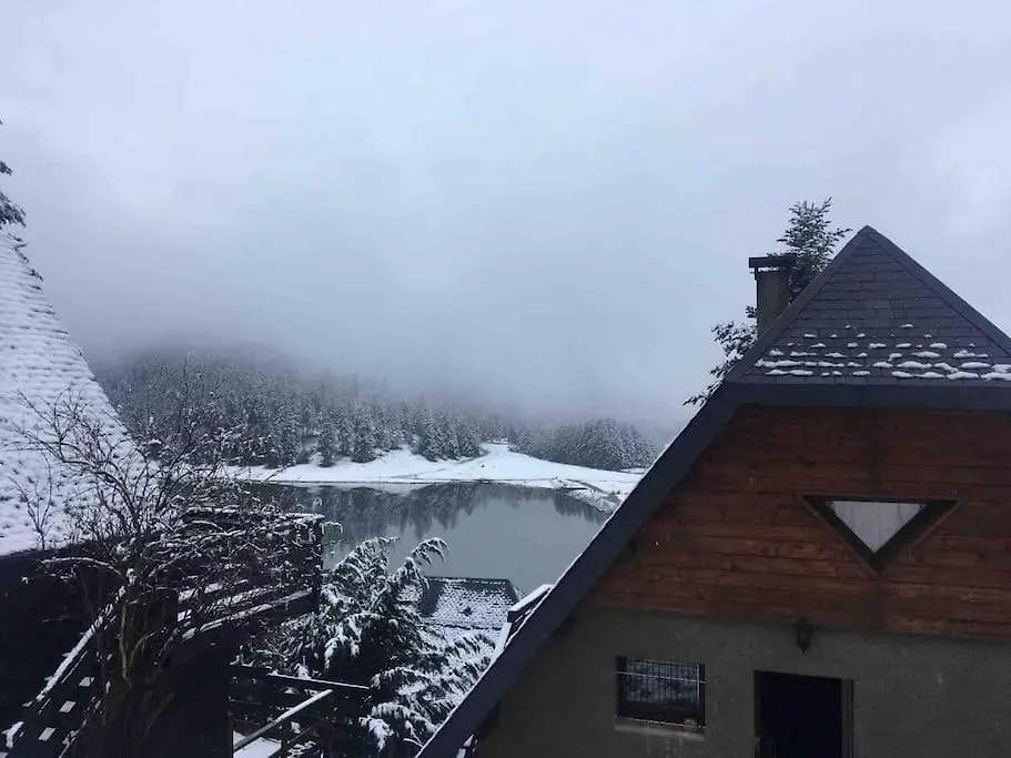 Adorable Chalet Sur Le Lac De Payolle Campan 0*,  Frankrike